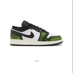 Jordan Youth WEAR away low tops, Electric green size 6 1/2 youth